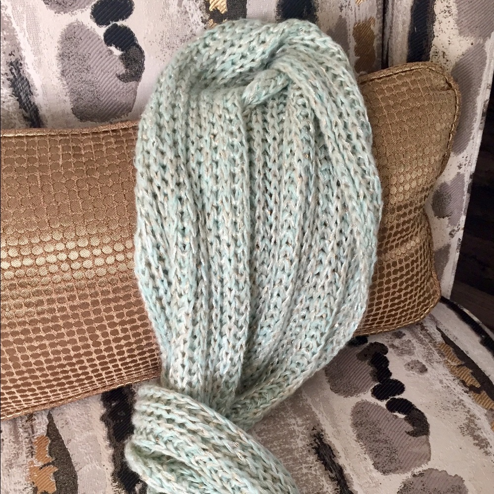 Infinity Scarf - Picture 3 of 4